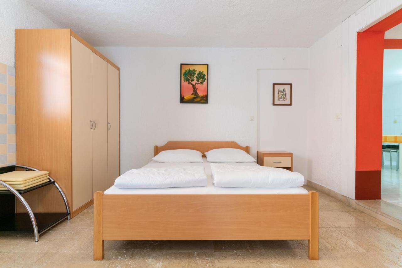 Apartment Milka Rovinj Exterior foto